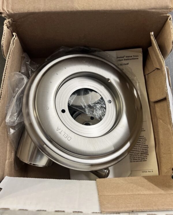 Delta Cassidy Stainless Steel 3.8125-Inches Universal Bathtub/Shower Trim ring