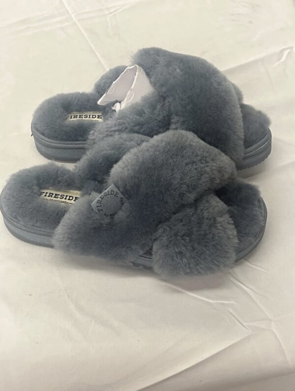 Fireside Women's Newcastle Crossband All Over Shearling Slipper Blue