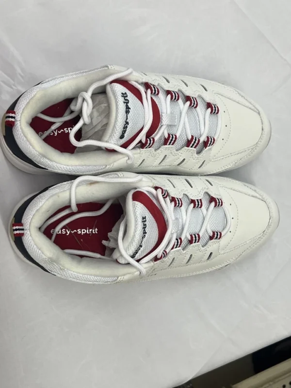 Women's Easy Spirit Romy Walking Shoe Size 7